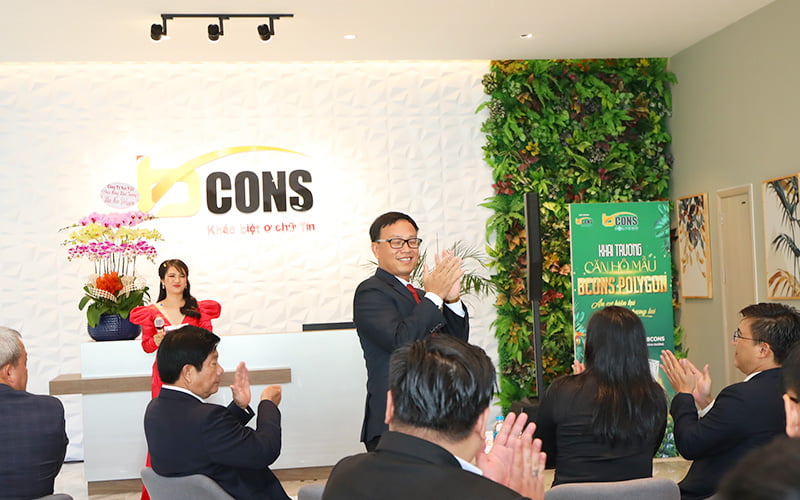 Ông Lê Như Thạch phát biểu tại buổi lễ khai trương nhà mẫu một dự án mới của tập đoàn Bcons